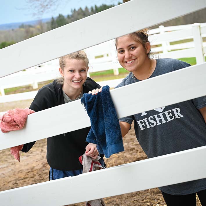 Pharmacy students participate in a day of service.